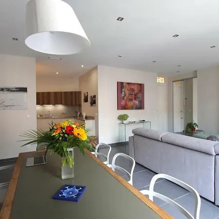 Luxurious 2bedrooms, Monte Carlo Train Station #28 Apartment